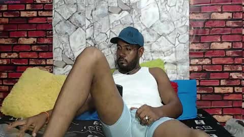 Snapshot of blade_foxx chatting on 03-17-26, 02:16 Richard online show from 03-17-26, 02:16