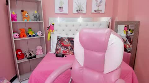 Snapshot of blaiir_moon chatting on 02-12-26, 10:27 blaiir_moon online show from 02-12-26, 10:27