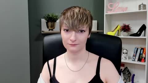 Blair online show from 10-22-25, 06:35