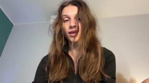 Snapshot of blair_foxxxy chatting on 01-12-26, 03:45 Blair online show from 01-12-26, 03:45