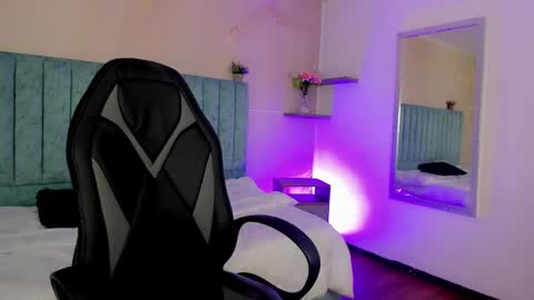 Blair  online show from 12-26-24, 07:49