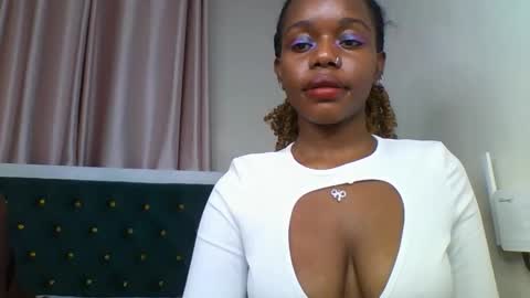 Snapshot of blair_havoc chatting on 04-24-26, 06:21 Blair online show from 04-24-26, 06:21