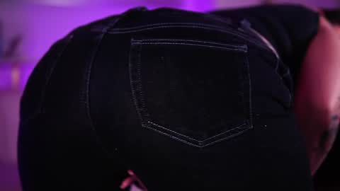 BlaireBloom online show from 04-01-26, 01:41