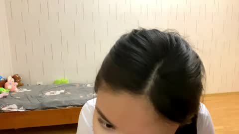Snapshot of blairstassen chatting on 04-19-26, 03:44 Mila online show from 04-19-26, 03:44