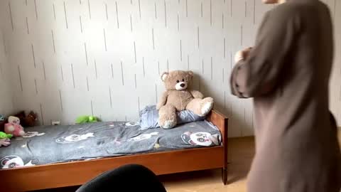 Snapshot of blairstassen chatting on 04-20-26, 09:56 Mila online show from 04-20-26, 09:56