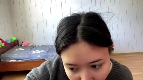 Snapshot of blairstassen chatting on 04-29-26, 08:07 Mila online show from 04-29-26, 08:07