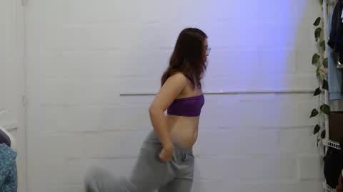   online show from 10-09-25, 01:20