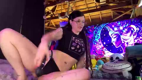 BlaizeyBBy online show from 05-20-26, 08:59