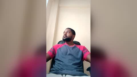 Snapshot of blakchiise chatting on 05-17-26, 06:33 blakchiise online show from 05-17-26, 06:33