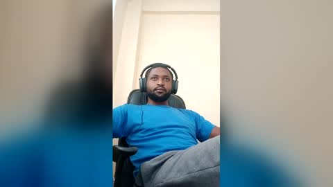 Snapshot of blakchiise chatting on 05-22-26, 05:36 blakchiise online show from 05-22-26, 05:36