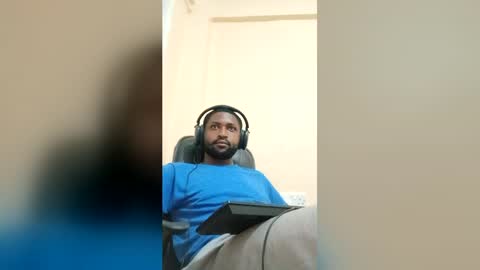 Snapshot of blakchiise chatting on 05-28-26, 04:48 blakchiise online show from 05-28-26, 04:48