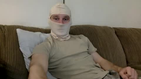 Snapshot of blakeandskylar chatting on 03-13-26, 04:30 BlakeAndSkylar online show from 03-13-26, 04:30