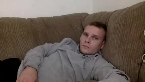 Snapshot of blakeandskylar chatting on 03-25-26, 09:32 BlakeAndSkylar online show from 03-25-26, 09:32