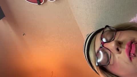 Blakely Morningstar   online show from 01-17-25, 06:15