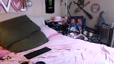 Blakely Morningstar   online show from 01-28-25, 07:11