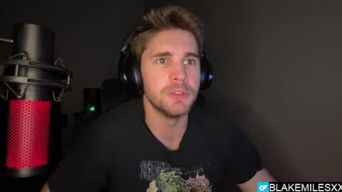 Snapshot of blakemiles2 chatting on 04-14-26, 02:50 Blake Miles online show from 04-14-26, 02:50
