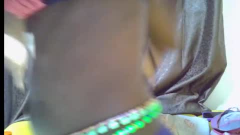 nikky00 online show from 11-14-25, 09:08