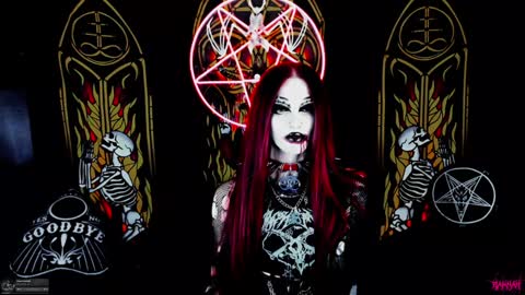 Snapshot of blasphemiangxrl chatting on 12-21-24, 08:28 online show from 12-21-24, 08:28