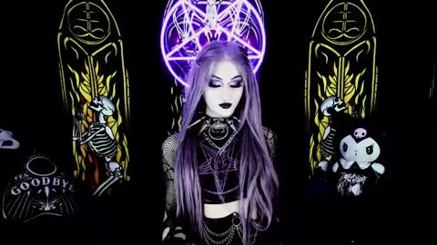 Snapshot of blasphemiangxrl chatting on 02-21-25, 02:48 online show from 02-21-25, 02:48