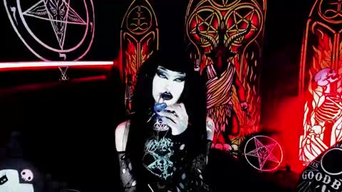 Snapshot of blasphemiangxrl chatting on 09-09-25, 08:03 online show from 09-09-25, 08:03