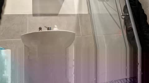 blazinkush69 online show from 02-09-25, 04:18