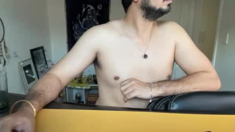 Snapshot of bleakshado chatting on 05-27-26, 11:46 bleakshado online show from 05-27-26, 11:46