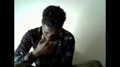 Snapshot of blesse_mixed chatting on 09-30-25, 07:57 Black brown online show from 09-30-25, 07:57