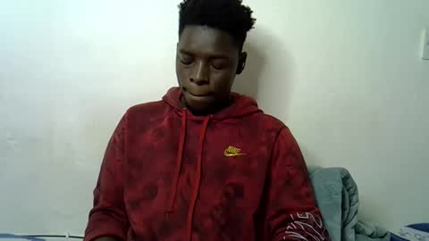 Snapshot of blesse_mixed chatting on 11-02-25, 12:40 Black brown online show from 11-02-25, 12:40