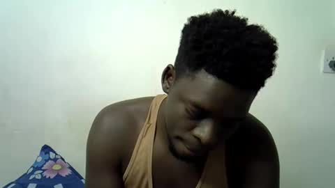 Snapshot of blesse_mixed chatting on 11-05-25, 11:43 Black brown online show from 11-05-25, 11:43