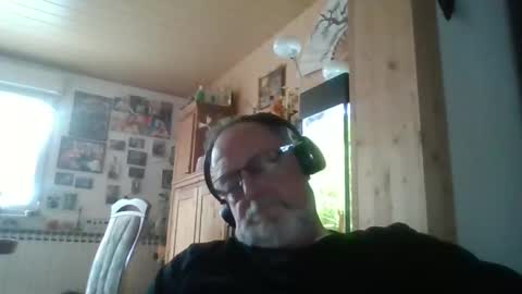 blindsurfer780299 online show from 02-01-26, 02:04