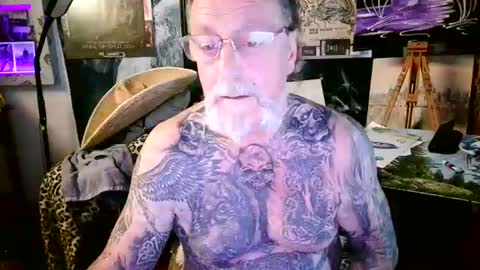 blindsurfer780299 online show from 07-04-26, 04:40