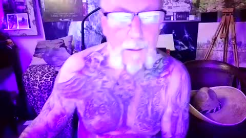 blindsurfer780299 online show from 07-11-26, 08:00