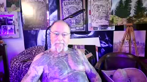 blindsurfer780299 online show from 07-13-26, 08:06