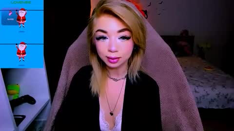 Nicole online show from 12-22-25, 11:46