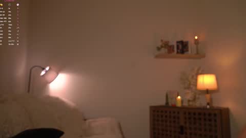 Scarlett NEXT LIVE  5AM gmt online show from 12-20-25, 04:41