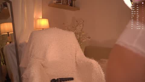 Snapshot of blissdilley chatting on 03-21-26, 04:50 Scarlett NEXT LIVE 5AM gmt online show from 03-21-26, 04:50