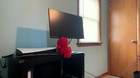 Blissful Foxtrot online show from 03-15-26, 04:35