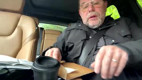 BlIdoL online show from 10-10-25, 10:36