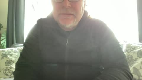 BlIdoL online show from 05-15-26, 11:06