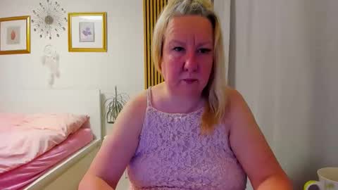 Nicole online show from 03-09-26, 05:39
