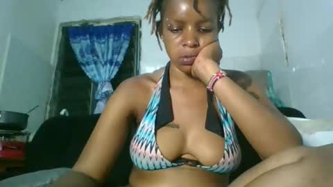 blonde_queenie online show from 04-09-26, 11:32