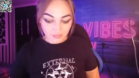 Meryem online show from 10-17-25, 04:20