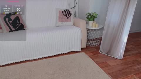 Nessa online show from 03-27-26, 08:26