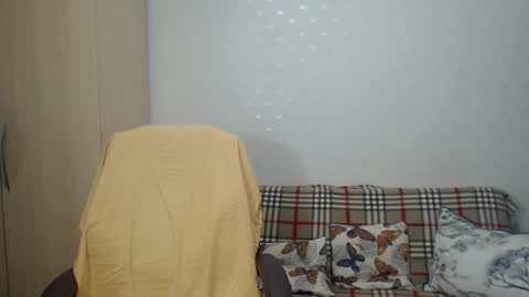 Snapshot of blondeagle chatting on 06-09-26, 09:26 Mr Blond online show from 06-09-26, 09:26