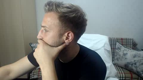 Snapshot of blondeagle chatting on 06-15-26, 06:10 Mr Blond online show from 06-15-26, 06:10