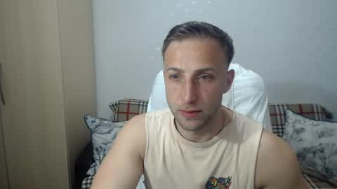 Snapshot of blondeagle chatting on 06-19-26, 08:45 Mr Blond online show from 06-19-26, 08:45