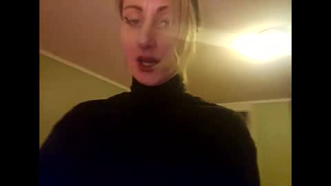 Gia  online show from 01-21-25, 12:57
