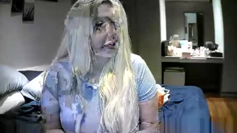 blondedolltia online show from 10-10-25, 03:55