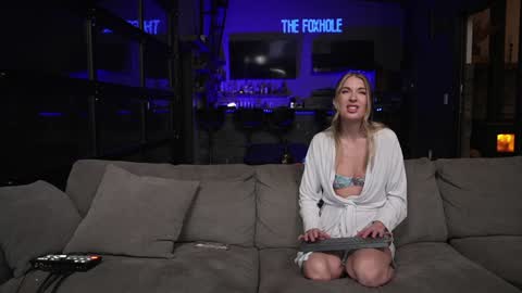 blondefoxsilverfox online show from 01-11-26, 02:22