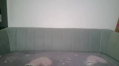 Snapshot of blondegirlg chatting on 02-05-25, 01:15 blondegirlg online show from 02-05-25, 01:15